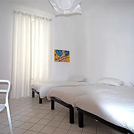 Art Hostal *
