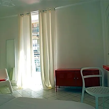 Art Hostal Niza